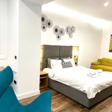 Moni Downtown Luxury Apartments Belgrado Buitenkant foto