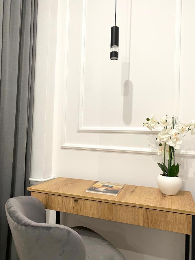 Moni Downtown Luxury Apartments Belgrado Buitenkant foto