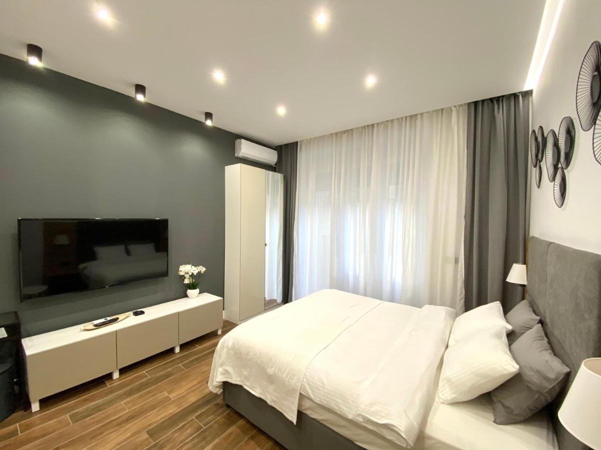Moni Downtown Luxury Apartments Belgrado Buitenkant foto